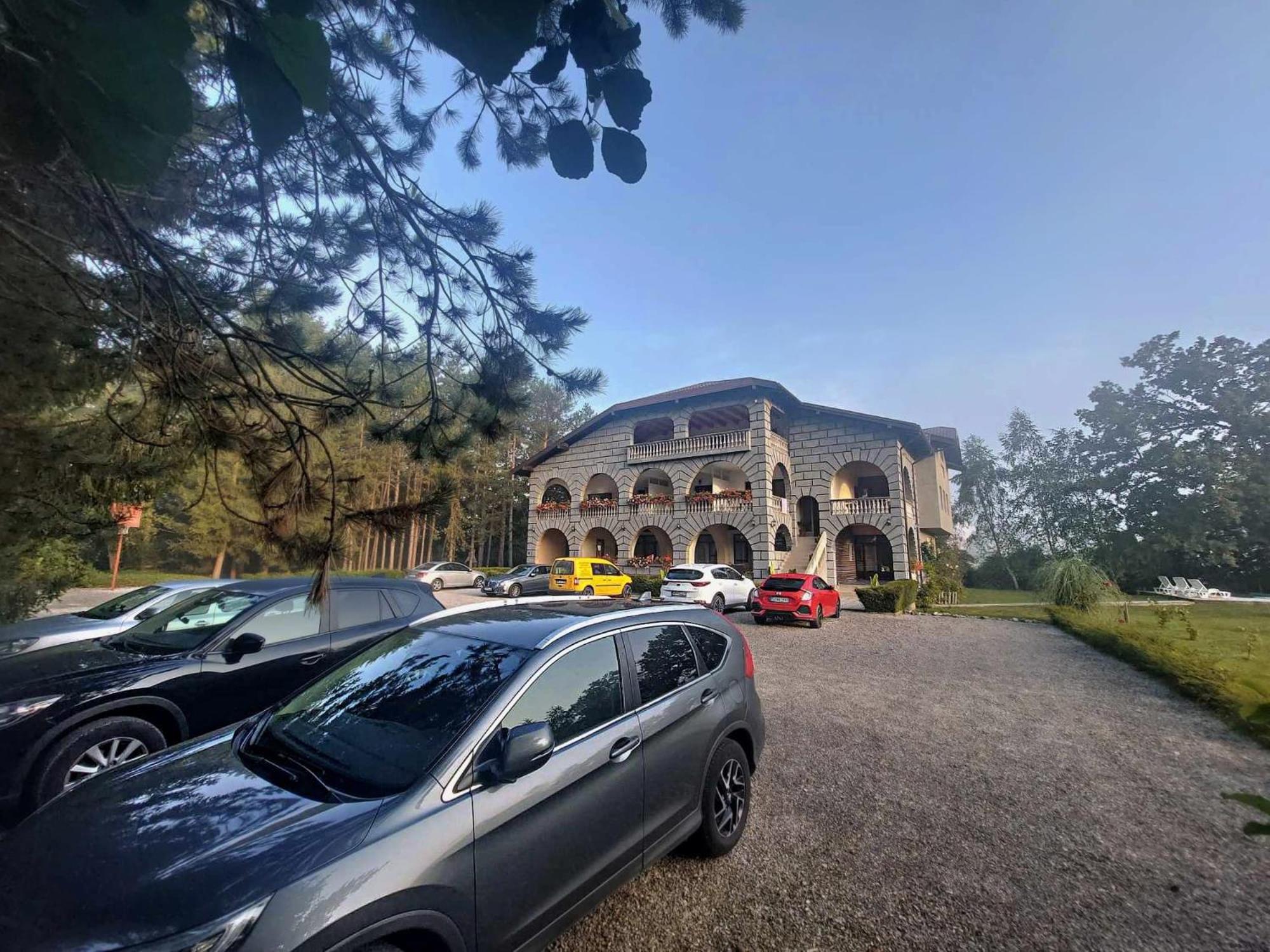 Vacation Home Keskic Velika Gata Buitenkant foto