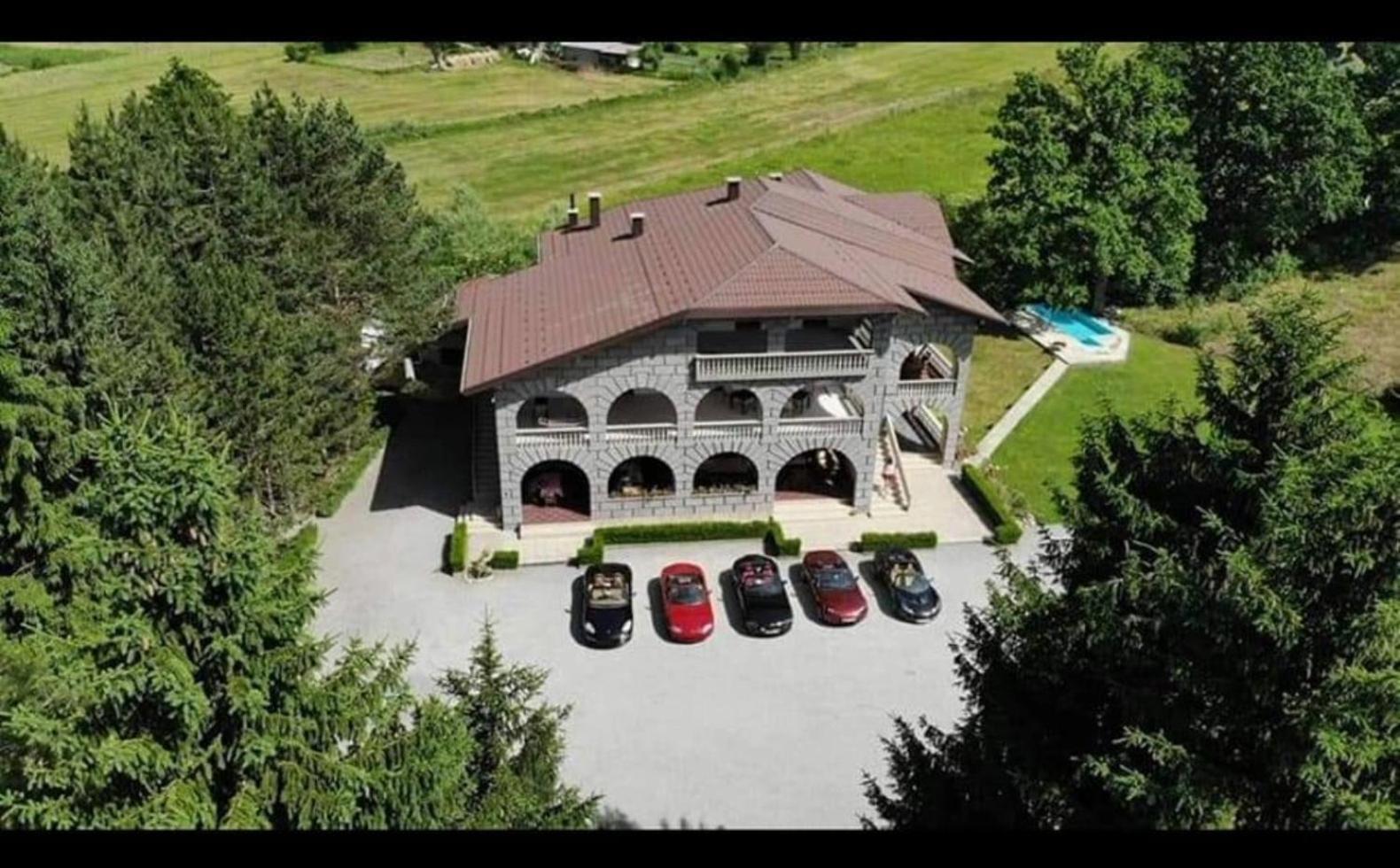Vacation Home Keskic Velika Gata Buitenkant foto