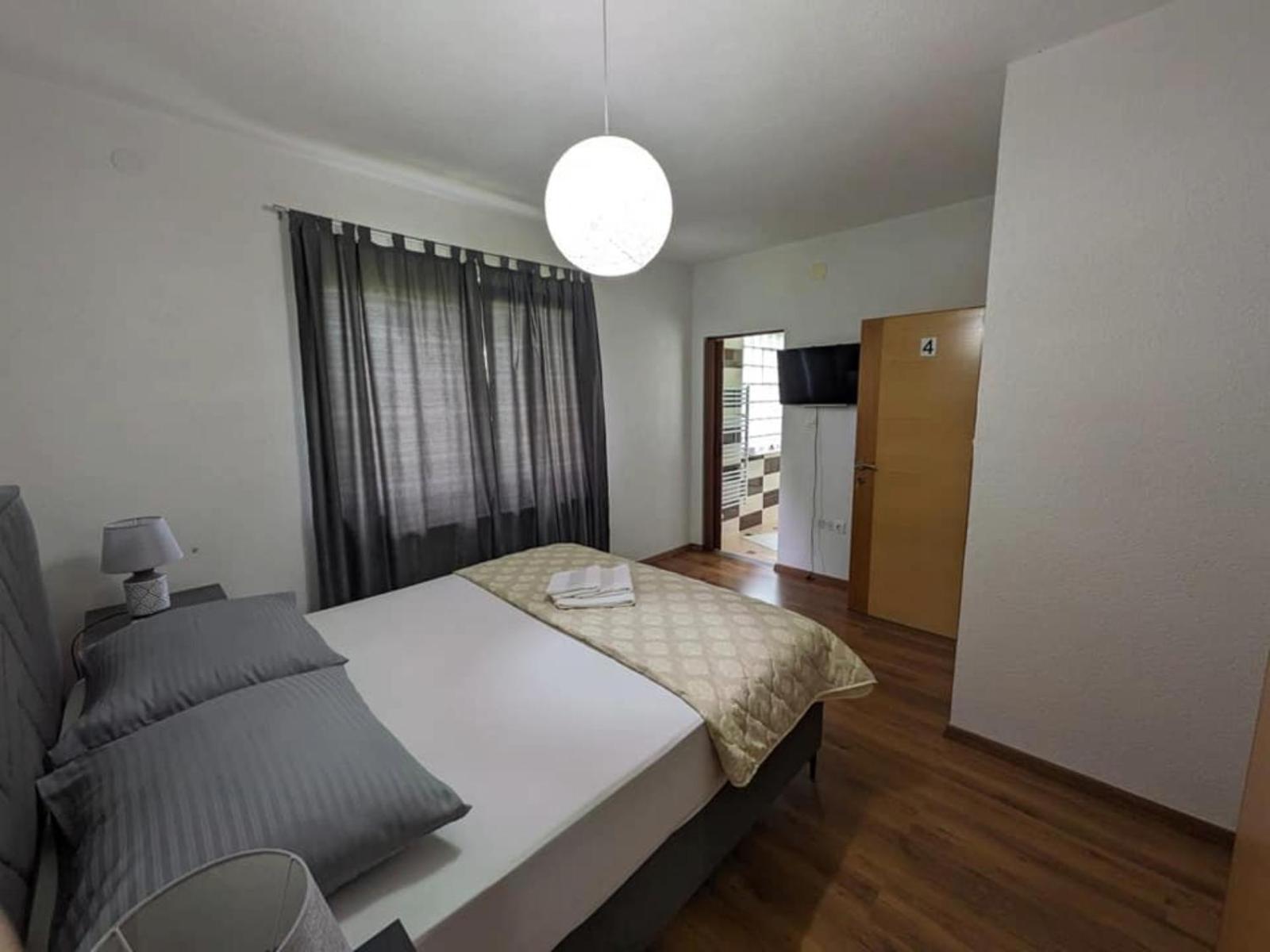 Vacation Home Keskic Velika Gata Buitenkant foto