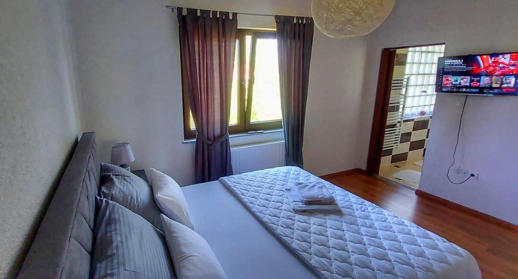 Vacation Home Keskic Velika Gata Buitenkant foto