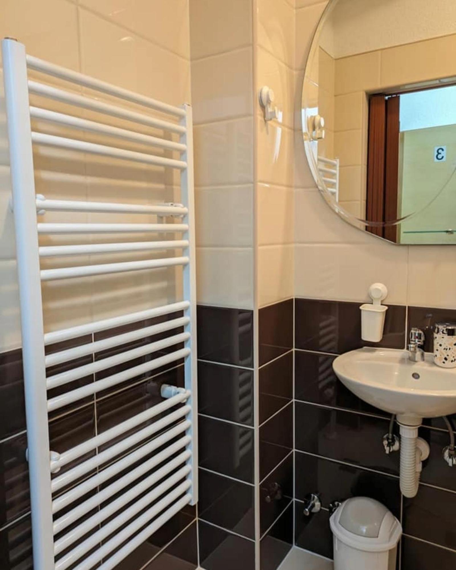 Vacation Home Keskic Velika Gata Buitenkant foto