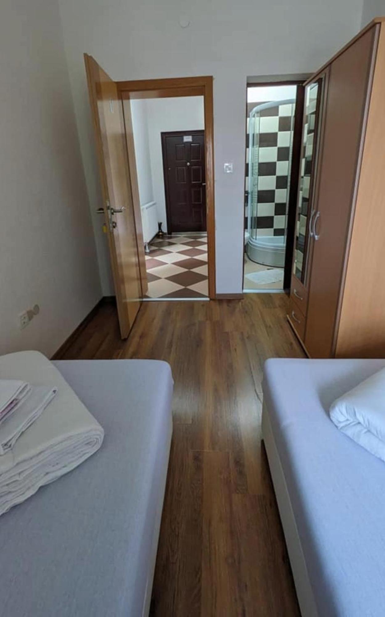 Vacation Home Keskic Velika Gata Buitenkant foto